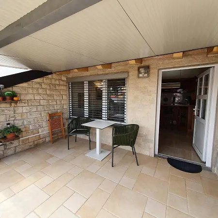 Sara A3 In The City Centre Few Meters From The Beach Apartment