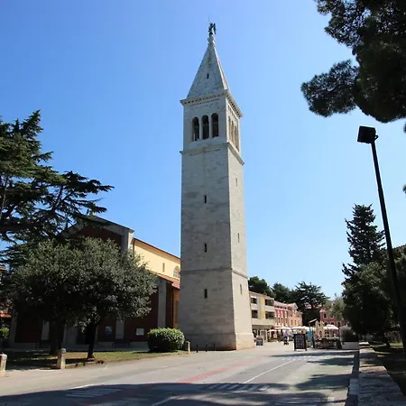Sara A3 In The City Centre Few Meters From The Beach Apartment Novigrad (Istria)